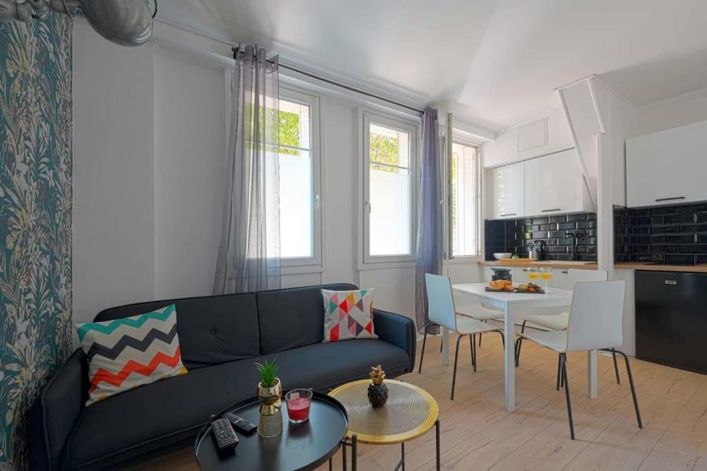 Charmant 2 Pieces A Issy- Les -Moulineaux Luaran gambar